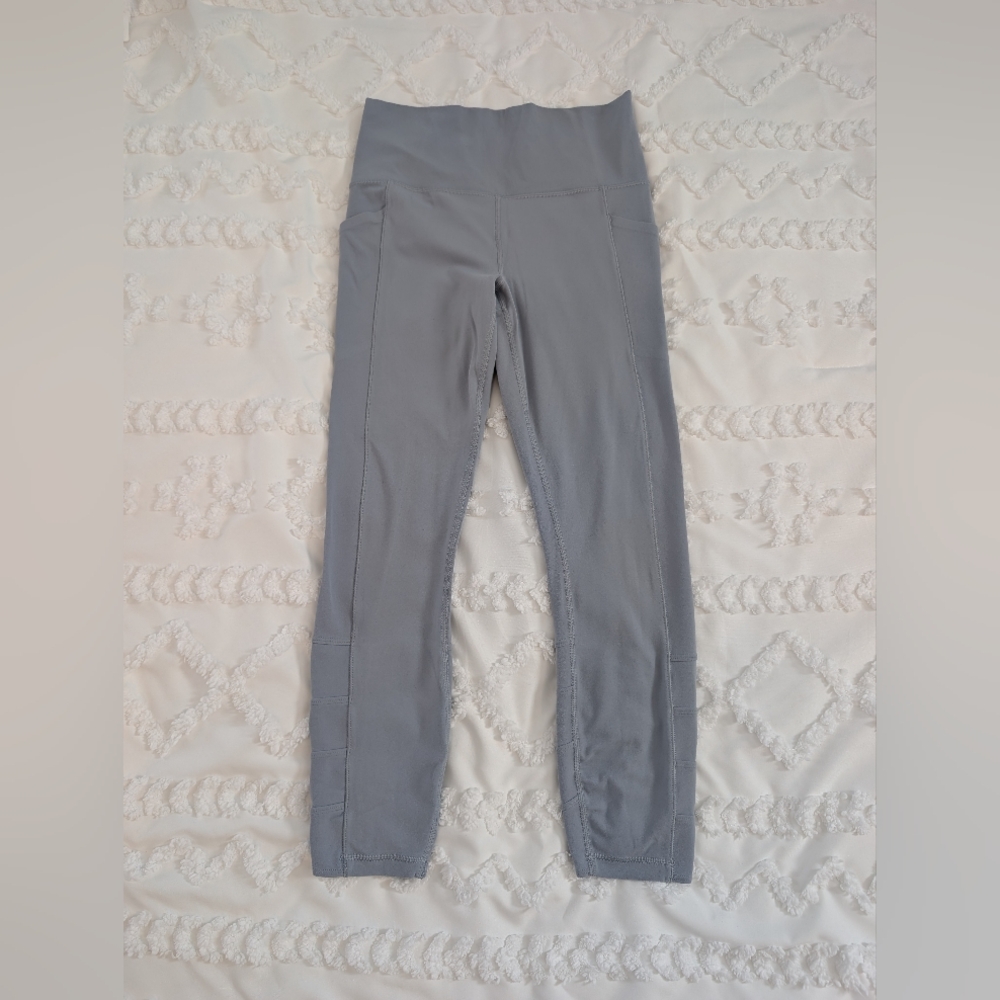 Athleta Women's Gray High-Waisted Capri Leggings Size Small